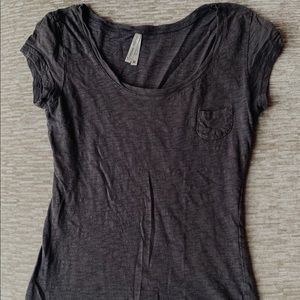 GREY SHORT SLEEVE TOP